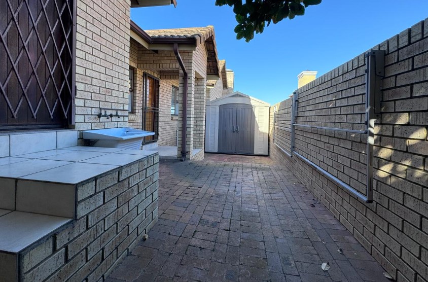 4 Bedroom Property for Sale in Mossel Bay Golf Estate Western Cape